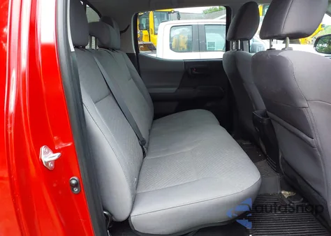 2021 Toyota Tacoma Sr V6 z USA, uszkodzony, nr VIN 3TMCZ5AN6MM444433